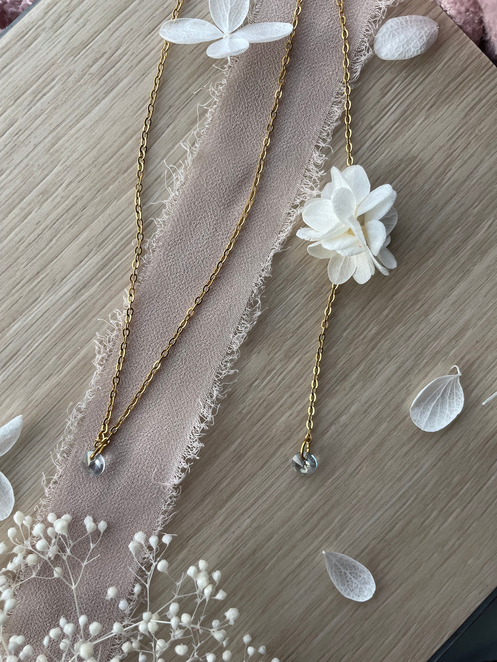 Collier de dos cristal