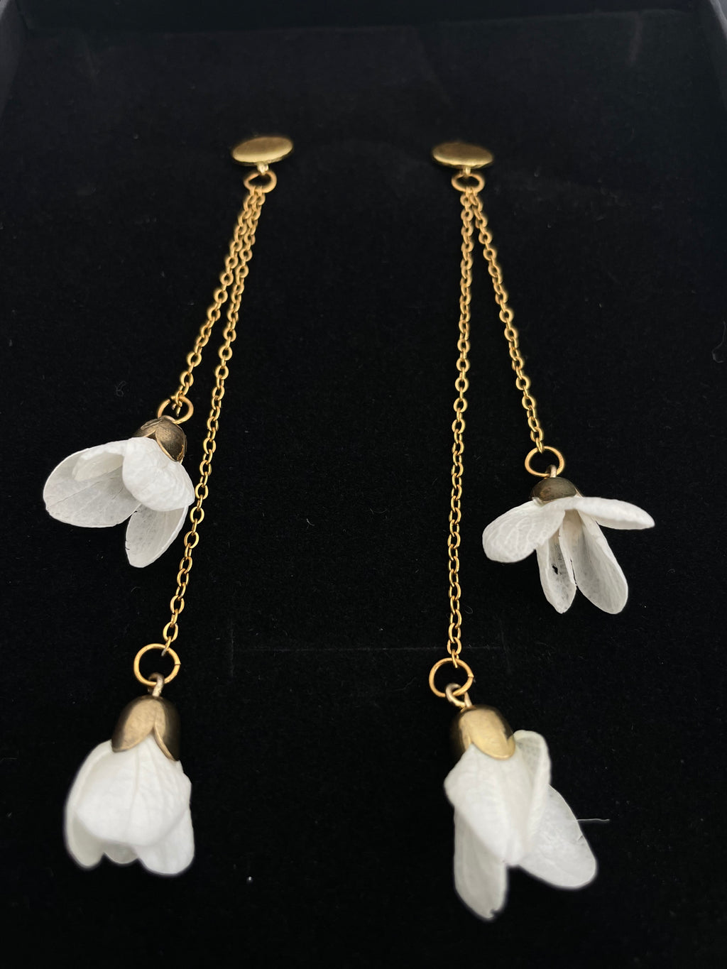 Double pendantes- Blanche